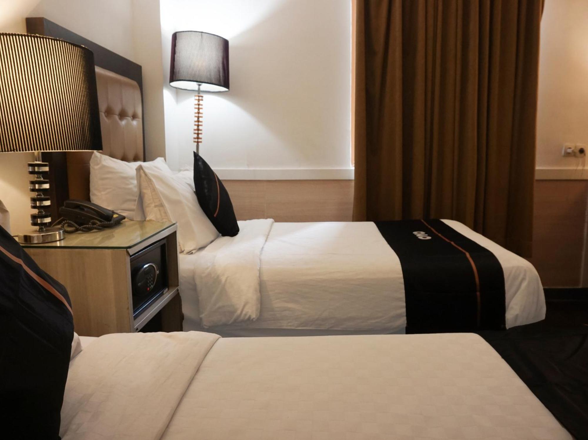 Hotel Super Oyo Townhouse Oak Grand Orienchi